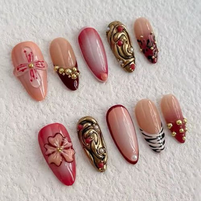 Leslie - Rich Girly Nails