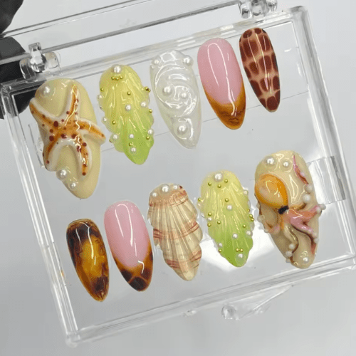 Noor - Rich Girly Nails