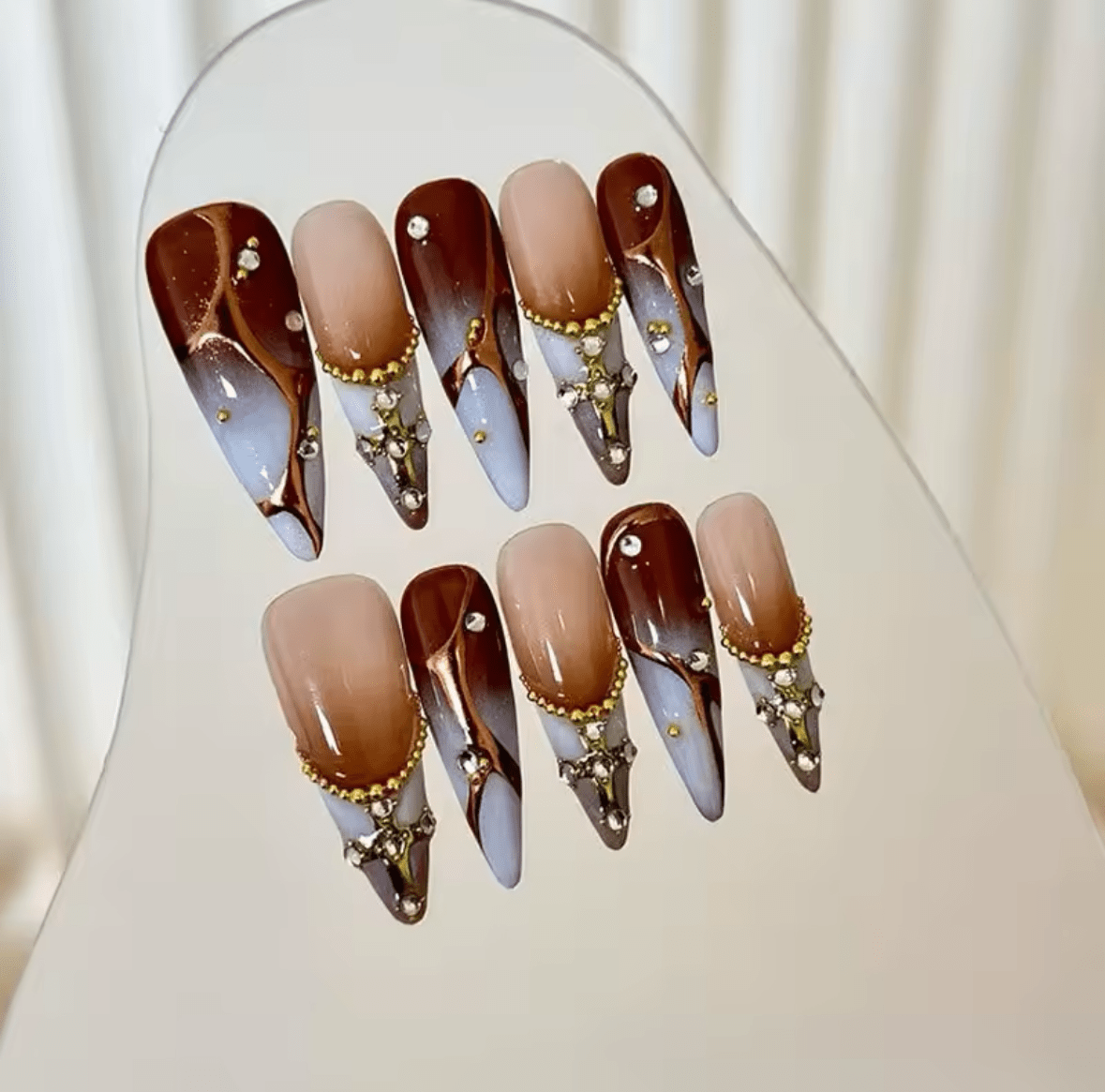 Selena - Rich Girly Nails