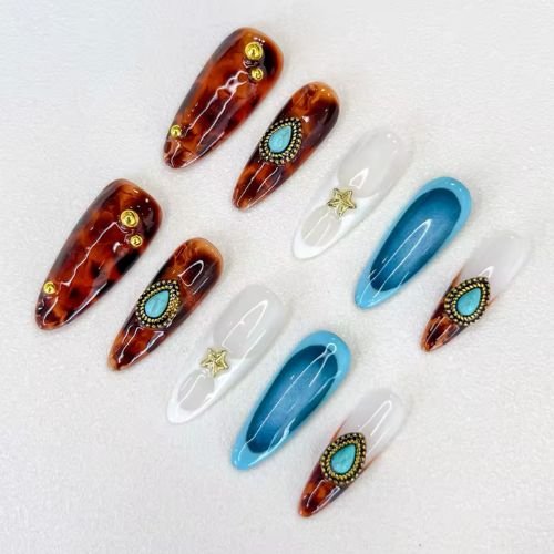 Winona - Rich Girly Nails